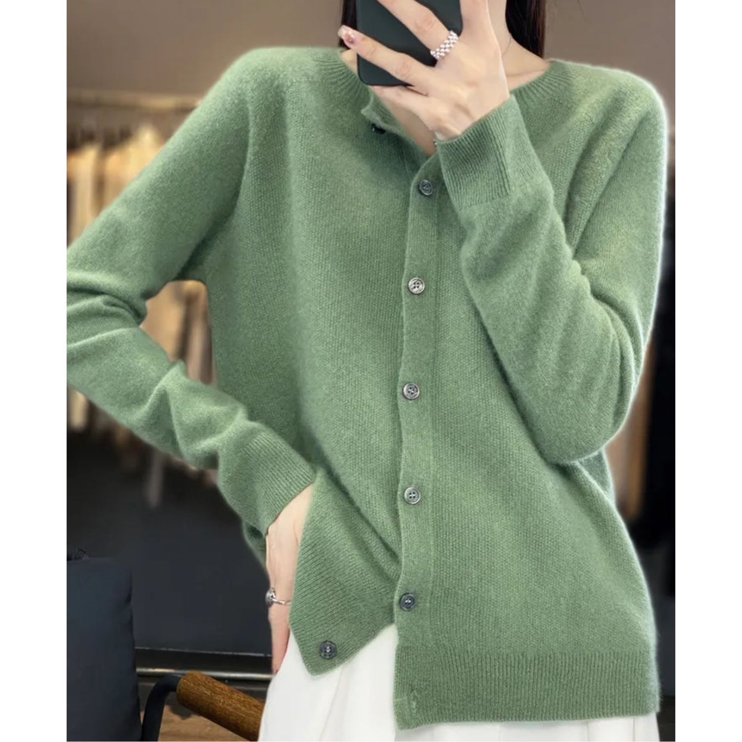Victoria | Pure Merino Wool Women’s Crew-Neck Knitted Jumper