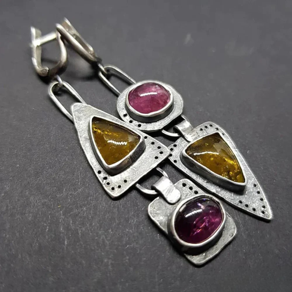 Victoria | Retro Triangular Geometric Earrings
