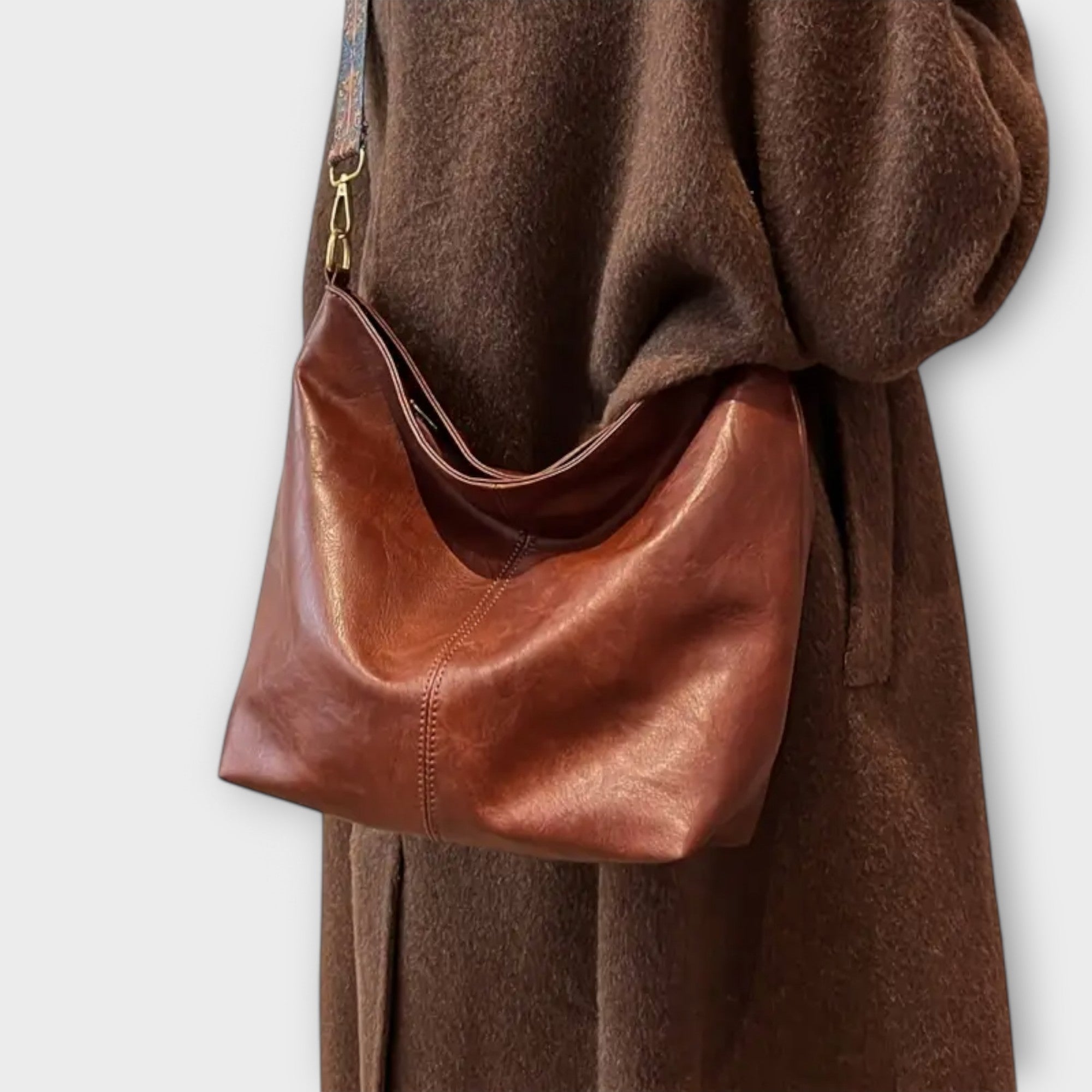 Victoria Vintage Bag |