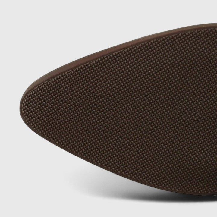 VICTORIA | ELEGANT POINTY BOOTS