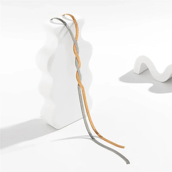 Victoria | Elegant Long Necklace with Adjustable Snake Design