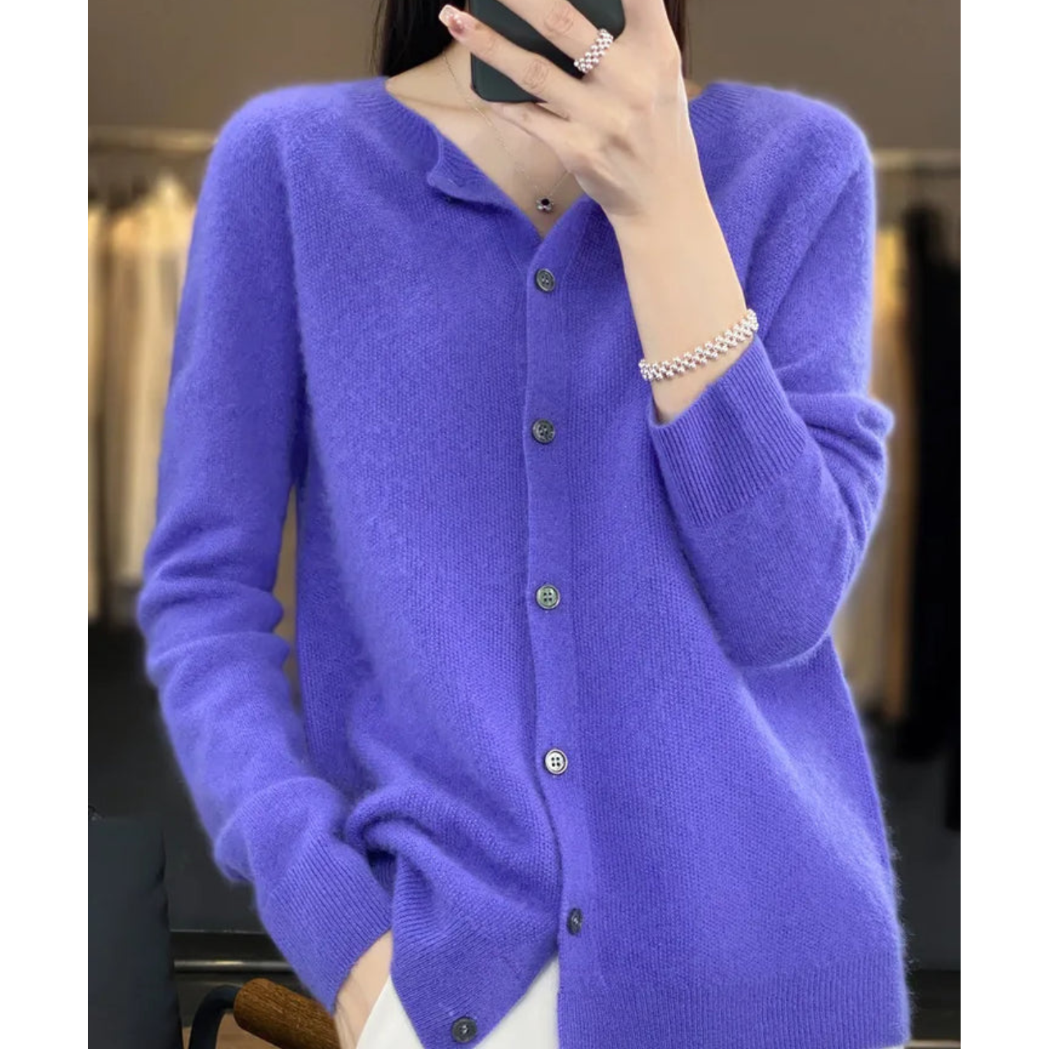 Victoria | Pure Merino Wool Women’s Crew-Neck Knitted Jumper