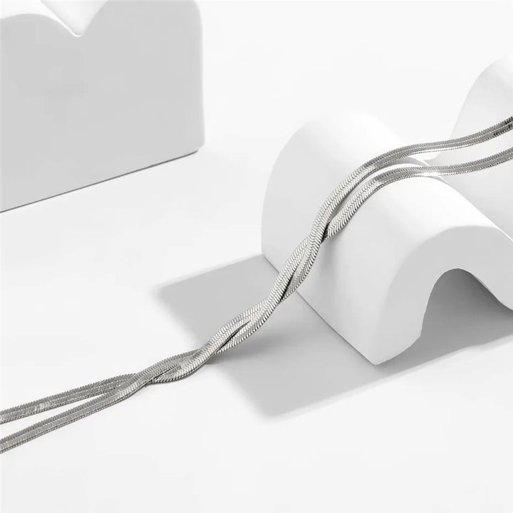 Victoria | Elegant Long Necklace with Adjustable Snake Design