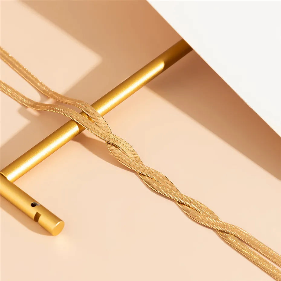 Victoria | Elegant Long Necklace with Adjustable Snake Design