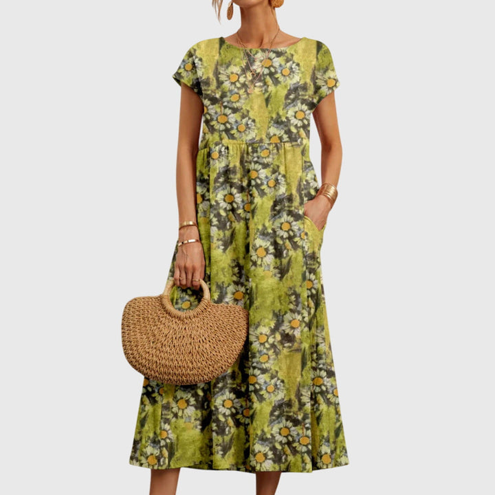Victoria | Chic Floral Dress