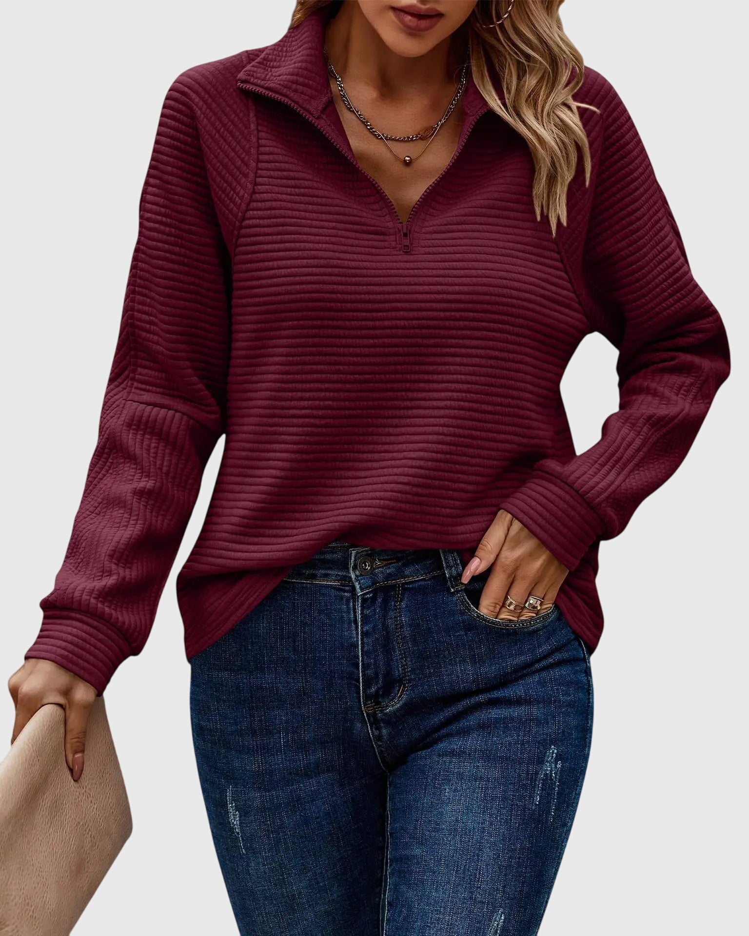 Victoria | Elegant Sweater with Zipper