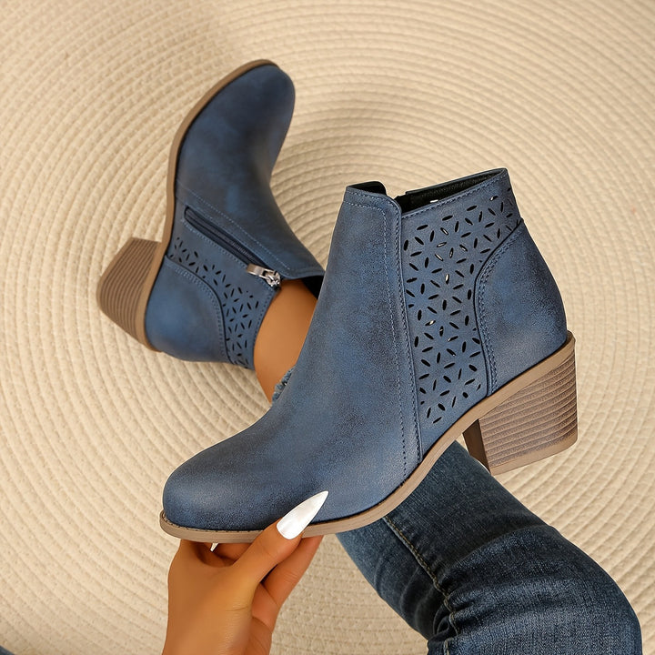 VICTORIA | BREATHABLE ANKLE BOOTS