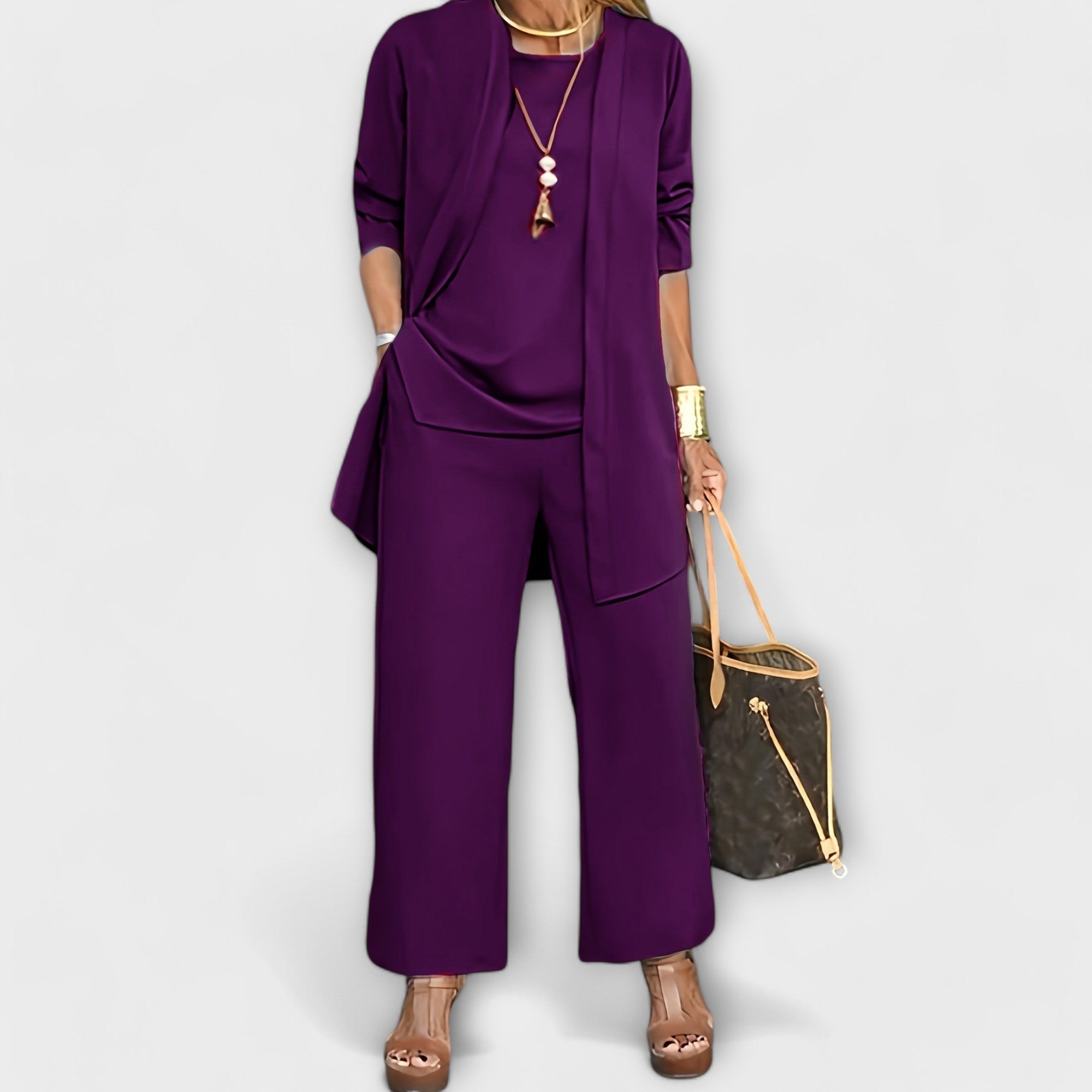 Victoria | Sophisticated Three-Piece Set
