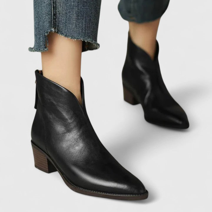 VICTORIA | ELEGANT POINTY BOOTS