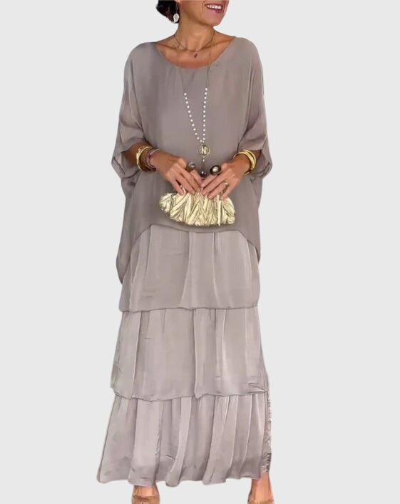 Victoria | Long and Flowing Elegant Dress