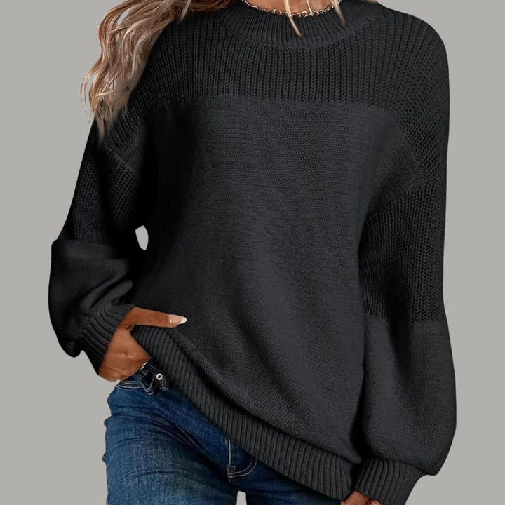 Victoria| loose-fitting knit sweater