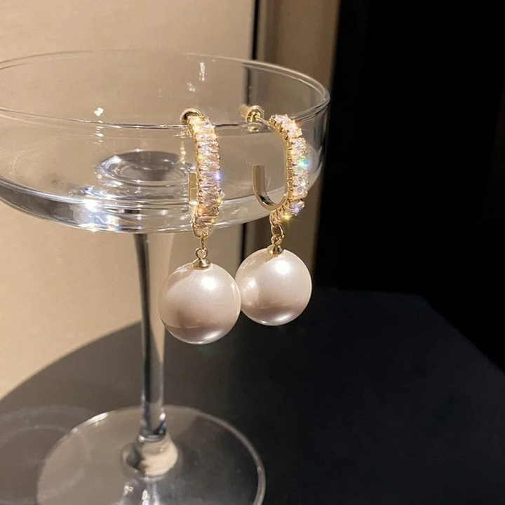 Victoria | Boucles d'oreilles élégantes avec perles et zircones