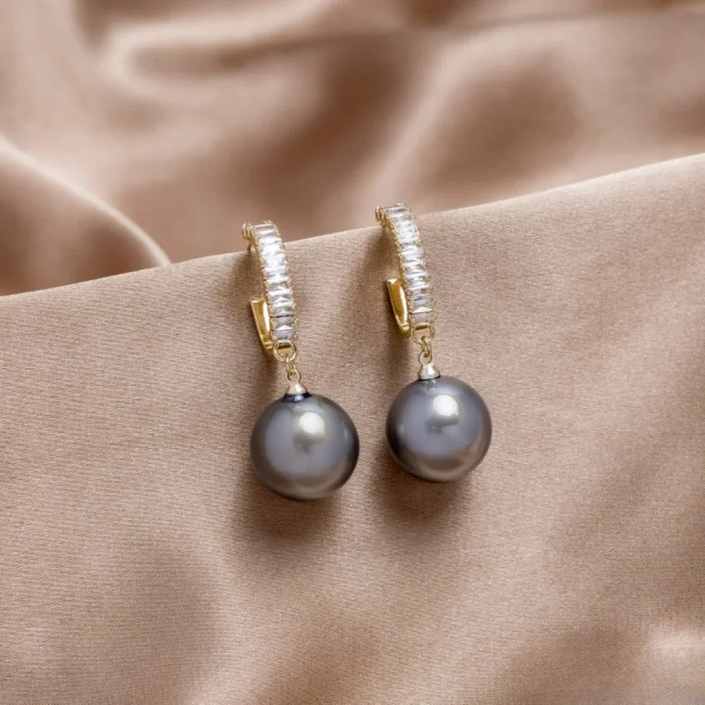 Victoria | Boucles d'oreilles élégantes avec perles et zircones