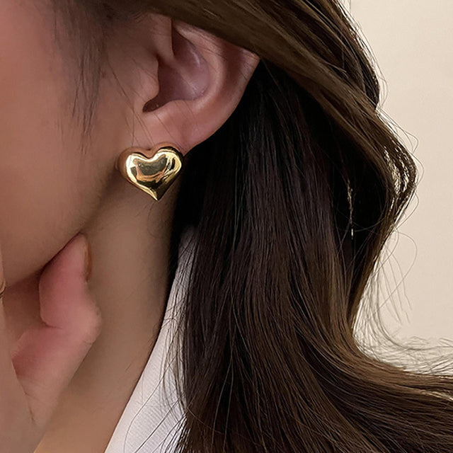 Victoria | Elegant Heart Earrings