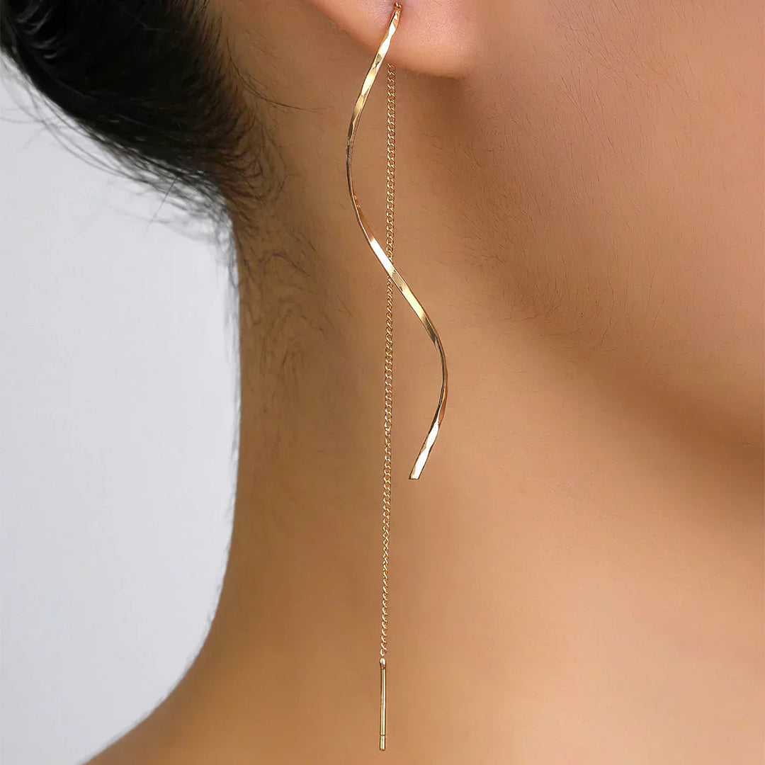 Victoria | Long Earrings with Wavy Design