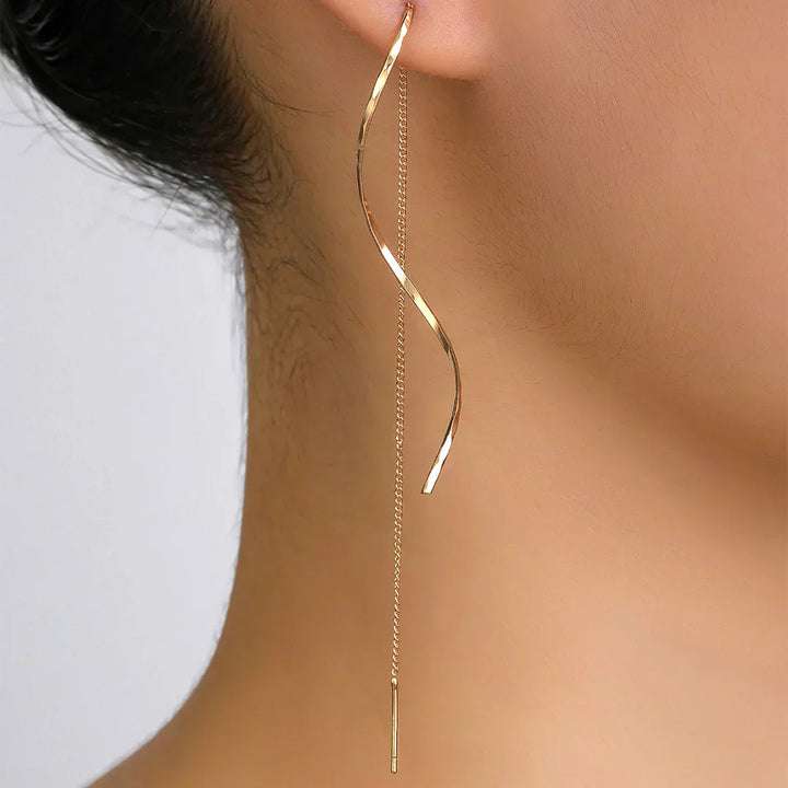 Victoria | Long Earrings with Wavy Design