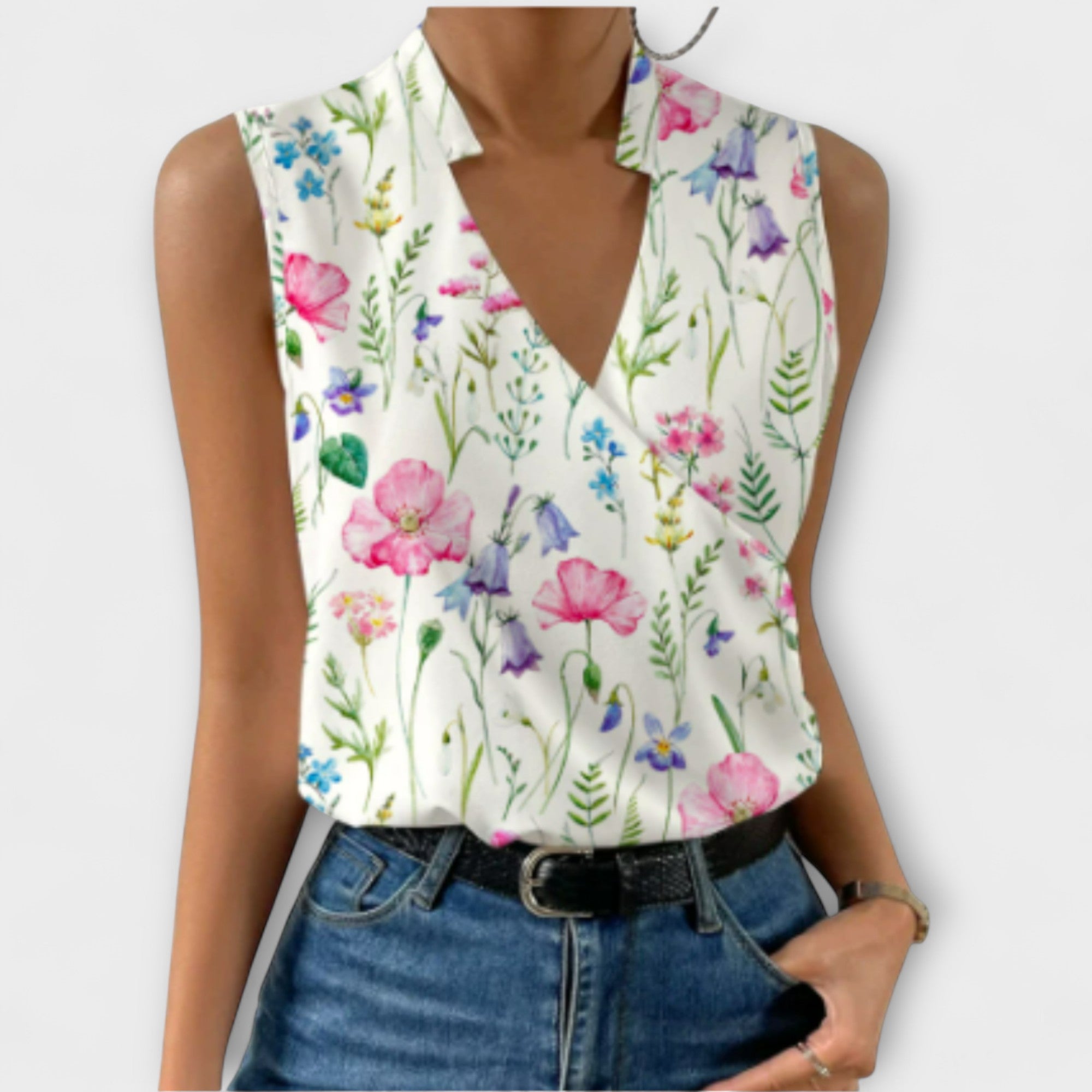 Victoria | Sophisticated V-neck Top