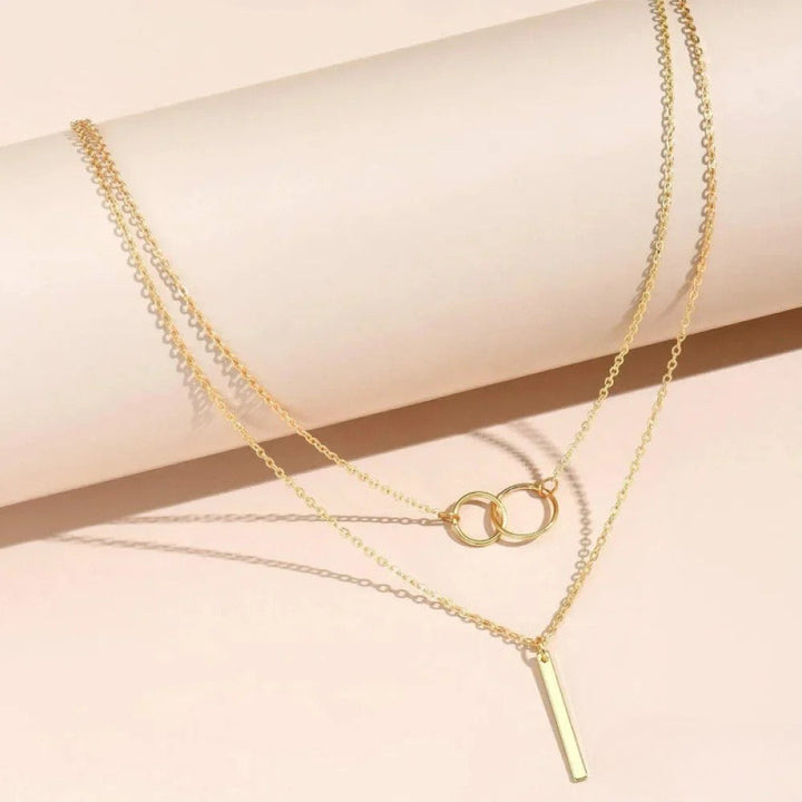 Victoria | Retro Gold Double Circle Pendant Necklace