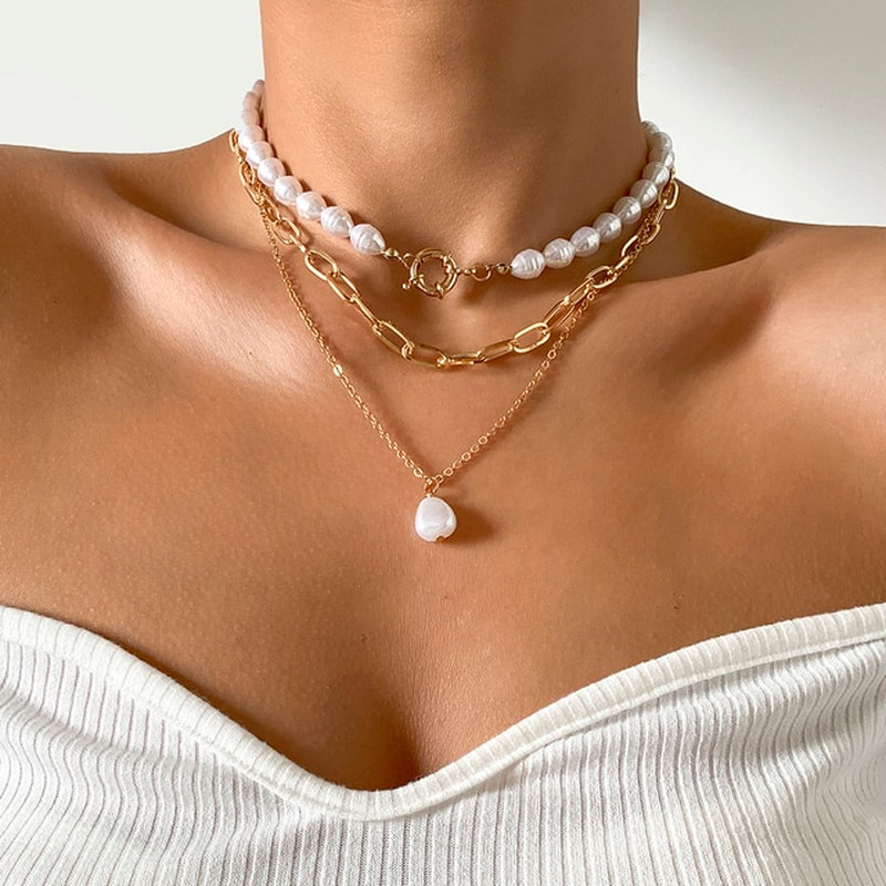 Victoria | Vintage Pearl Necklace in Multi-Layer Design