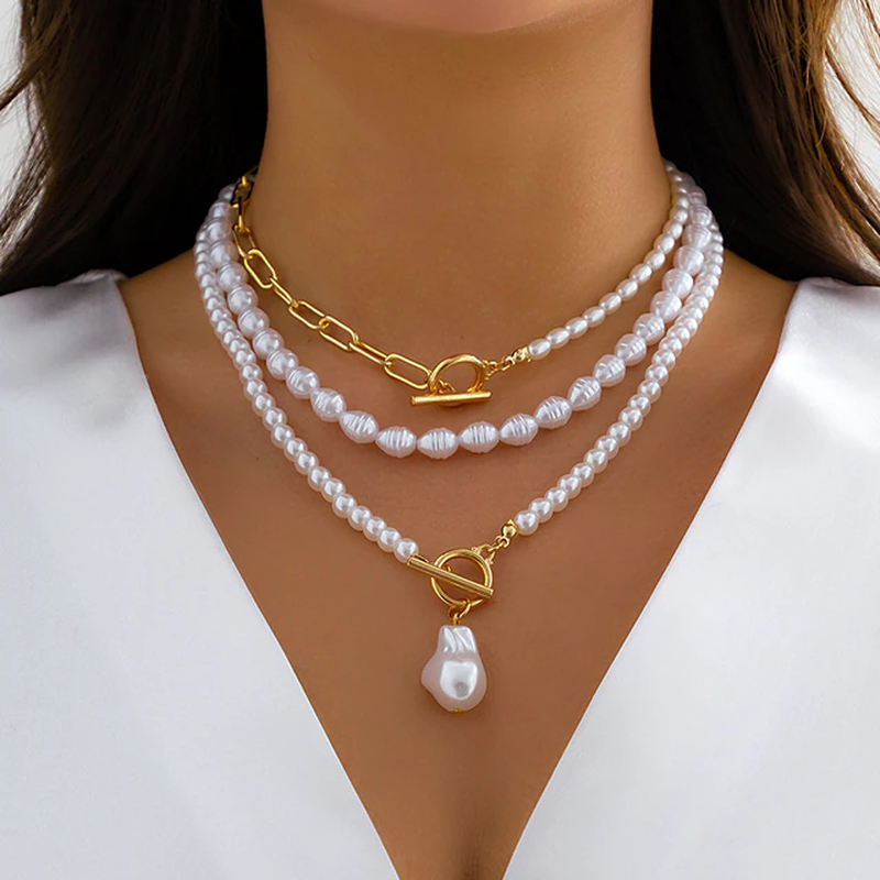 Victoria | Vintage Pearl Necklace in Multi-Layer Design